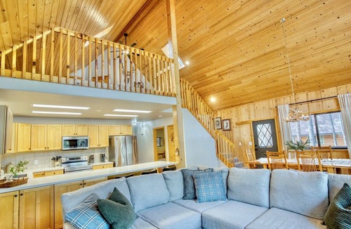 Pinetop Cabin | Quiet Mountain Cabin Getaway