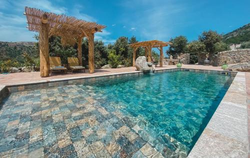 Pietralba Apartment | Résidence de Luxe 4 étoiles à Pietralba, 4 logements piscine chauffée BALAGNE