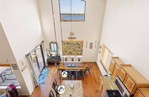 Pinetop-Lakeside Cabin | Rainbow Lake Cabin · Lakefront with Kayaks · Sleeps 10 · Dogs Welcome