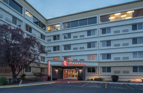 East Central Hotel | Ramada by Wyndham Downtown Spokane