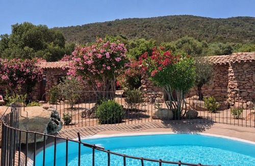 Hameau de Palombaggia Hotel | Ranch Campo Palombaggia