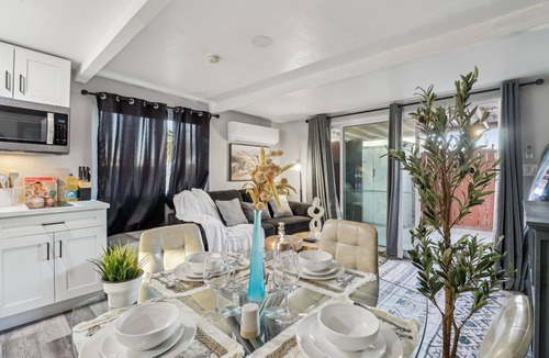 La Presa House | Ranch, Gated, Parking, Washer, Fast Wi-Fi, 2BR/1Bth