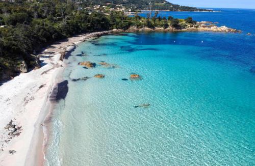 Coti-Chiavari Apartment | RANDOS à 15 mn de la plage COTI CHIAVARI Village à la vue exceptionnelle Appart indépendant 3 ch