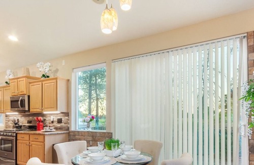 South Mountain House | Raven Golf Oasis - Private Cul-de-Sac Gem + Hot Tub