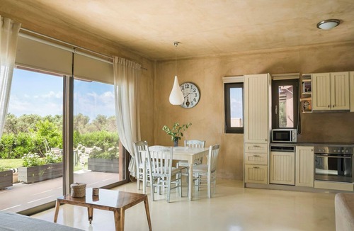 Svoronata Villa | Raxi - Two Bedroom Villa, Sleeps 4