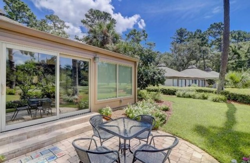 Palmetto Dunes Villa | Recently renovated Golf View Villa w/Full Kitchen & Private Patio