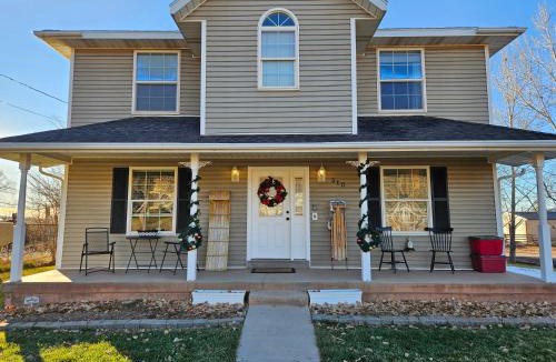Paragonah Bed & Breakfast | Red Creek Inn and Farm