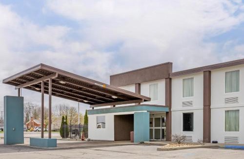 Bucyrus Hotel | Red Lion Inn & Suites Bucyrus North