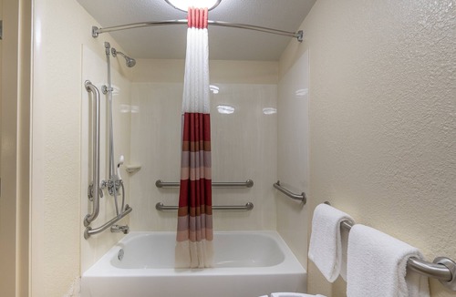 Castleton Hotel | Red Roof Inn Indianapolis - Castleton