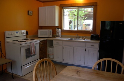 Redstone Bed & Breakfast | Redstone Cliffs Lodge