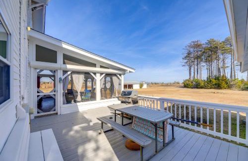 Davis House | Relax Fireside: Retreat 1 Mi to Davis Ferry