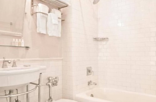 Goose Hollow Hotel | Relax in Style at a Boutique Hotel with Signature Amenities, Pet Friendly!