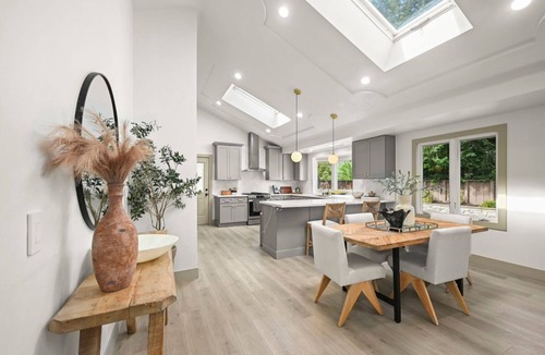 Walnut Creek House | Relaxing 3BD 2BA Home in Walnut Creek with a Fireplace, Stocked Kitchen & More.