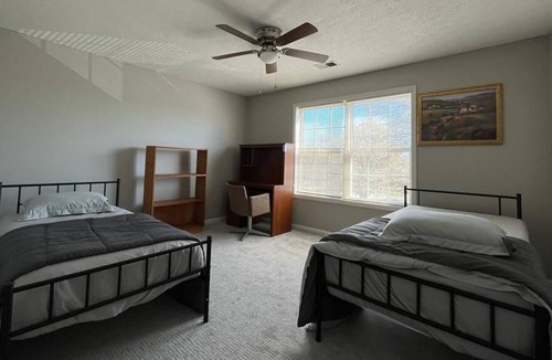 Lexington House | Relaxing 4 bedroom house