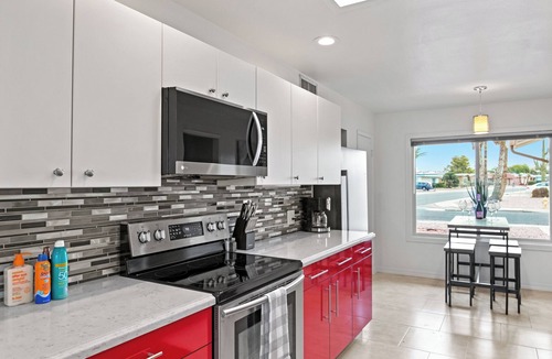 Sun City House | Relaxing Golf Retreat! 2-bedroom desert oasis