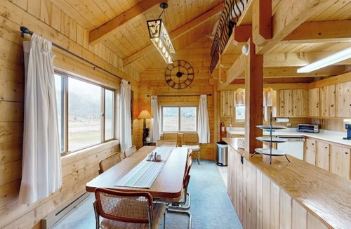 South Fork House | Relaxing mountain home, huge deck with great views and large private yard