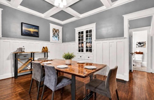 Tyler Park House | Relaxing retreat with hot tub near Cherokee Park