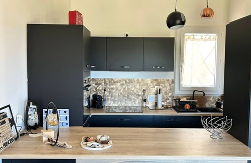 Marine de Davia Apartment | Renovated air-conditioned apartment with sea view in Corbara