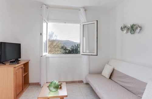 Centuri Apartment | RESIDENCE ANNA TOPAZE