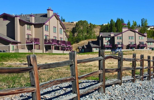 Harbor Village Condo | Resort 2BD condo with onsite resort amenities: ind