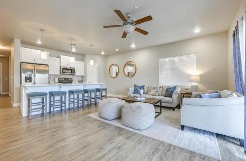 St. George House | Resort Pool & Hot Tub: Modern Condo in St George!