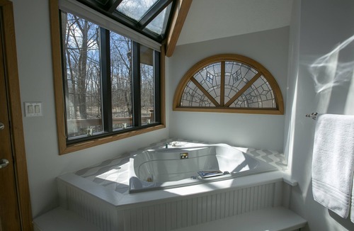 Oakland Hills at Geist House | Resort style living - heated pool, hot tub, game room, pond and ample parking!