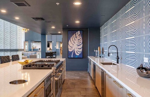 Desert View Village Condo | Resort style living in N Scottsdale, 5min to Kierland dining, Phoenix Open, Mayo