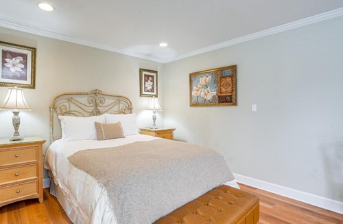 Napa Apartment | Resort-Style Napa Studio: Close to Wineries!