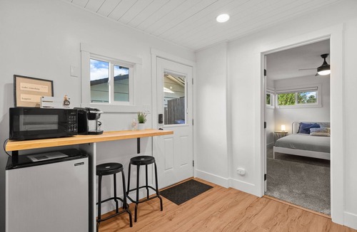 Redding Apartment | Rest Studio : Central to Everything