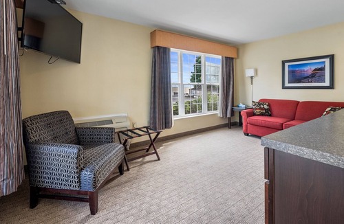 Kelleys Island House | Retreat to the Scenic Iroquois Suites on Kelleys Island 224