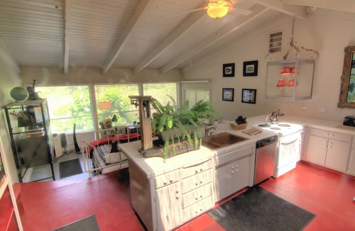 Three Rivers Hotel | Rio Sierra Riverhouse