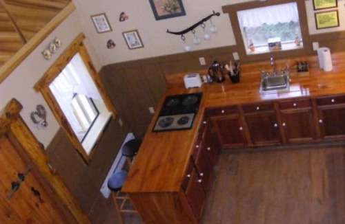 Frenchburg Cabin | River's Roost Riverfront Cabin in the Gorge.