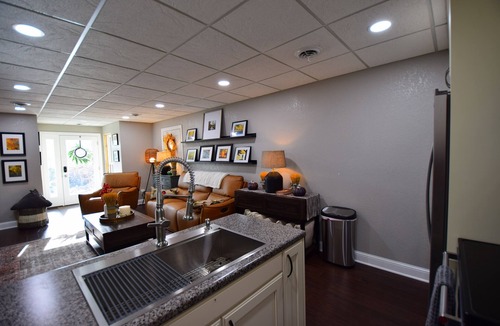 Iowa Falls Apartment | River View #2 - Cozy 1 bedroom apartment with a great view of the Iowa River.