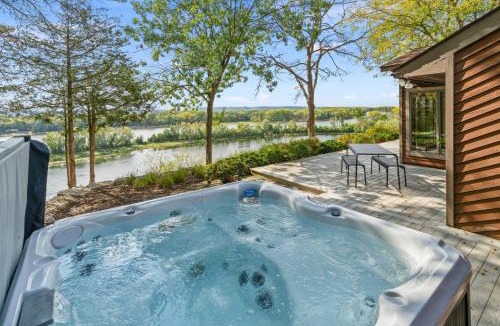 Hager City House | Riverfront Inn