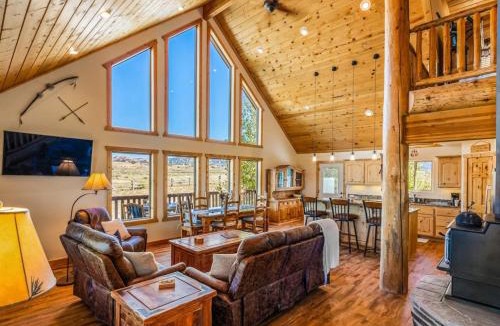 Panguitch House | Riverfront Retreat Near Bryce Canyon National Park
