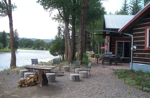 Alpine Village Cabin | Riverside Meadows Guest Cabin on Rio Grande Free Kayaking and Rafting