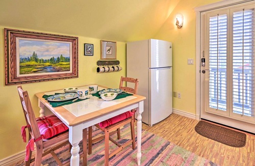 Payson Apartment | Riverside Tree House Suite w/Balcony & Grill