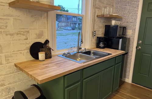 Concord House | Riverview Getaway