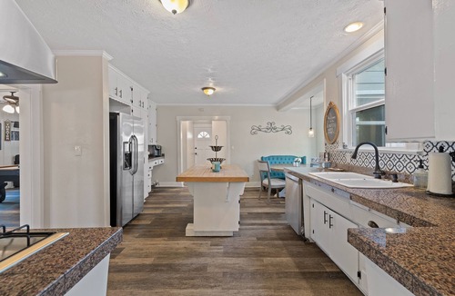 Downtown Riverside House | Roaring 20s Vintage Craftsman Home Downtown, Hot Tub, Pool Table
