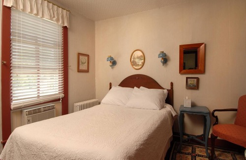Oxford Bed & Breakfast | Robert Morris Inn