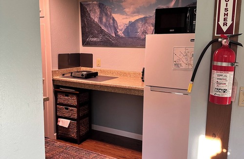Mariposa Apartment | Robin's Nest - Cozy & quiet guest house minutes from historic downtown Mariposa