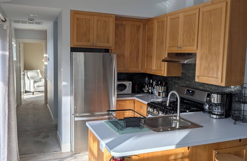 North Lakeport Cottage | Rocky Point Cottage Lakefront 3bd 2ba