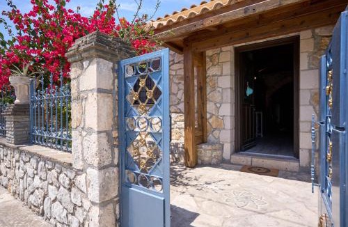 Sami Villa | Rodakas Seaside Nest