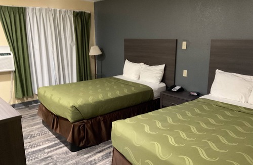 Winslow Hotel | Rodeway Inn Winslow I-40