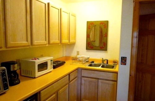 Tyrone House | Romantic Vacation Rental with Hot Tub near New Mexico's Pinos Altos Mountains