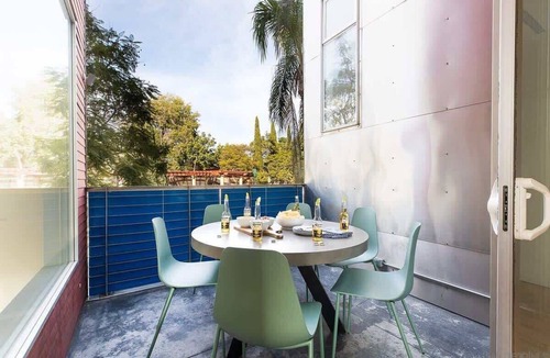 Little Italy Condo | Roof Deck Sunset Views of the Bay, Multi Level APT