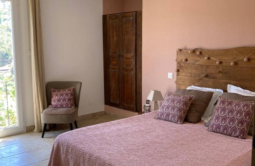 Vico Bed & Breakfast | Room 'Balogna' with Mountain View, Wi-Fi and Air Conditioning