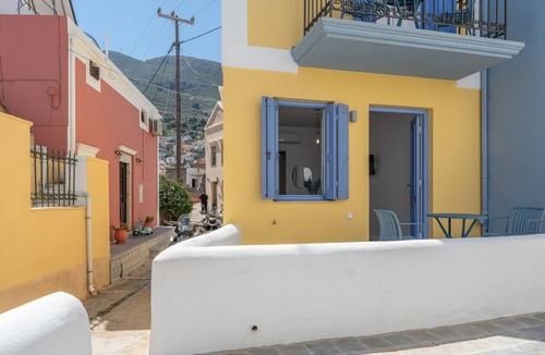 Pedi Apartment | Room 'Double 2' with Private Terrace, Wi-Fi and Air Conditioning