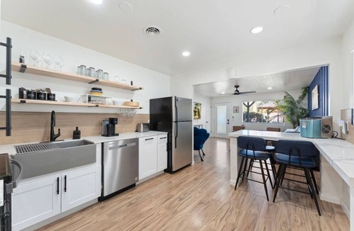 Camelback East Apartment | Rose 4 Plex | Sleeps 20 | PHX
