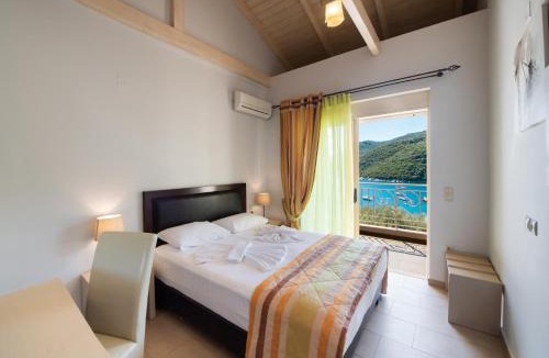 Mikros Gialos Apartment | Rouda Village